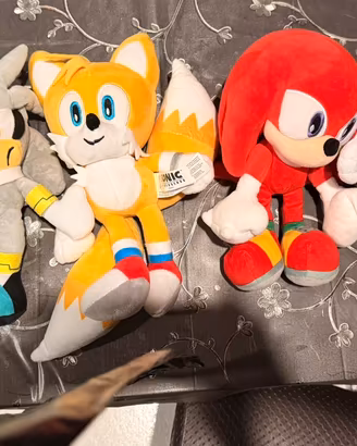 Peluche sonic
