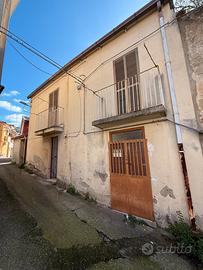 Casa indipendente su due livelli