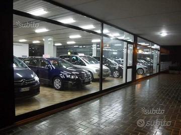 Venditore auto accettatore addetto ricambi