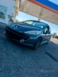 Peugeout 207 1.4 GPL