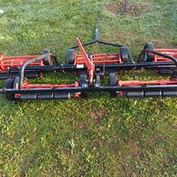 tagliaerba elicoidale a traino 