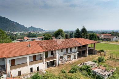 CASA SEMINDIPENDENTE A MARTINIANA PO