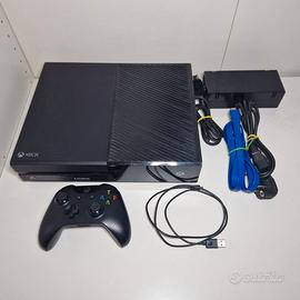 Console: Xbox One 1 TB con controller (Nera)