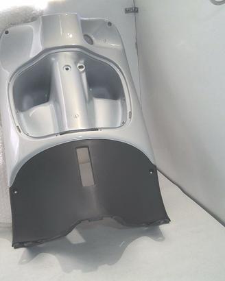 SCUDO INTERNO BIANCO SCARABEO APRILIA AP8258402