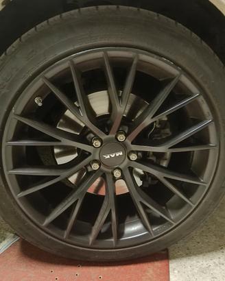 Cerchi il lega r19 Mak+gomme