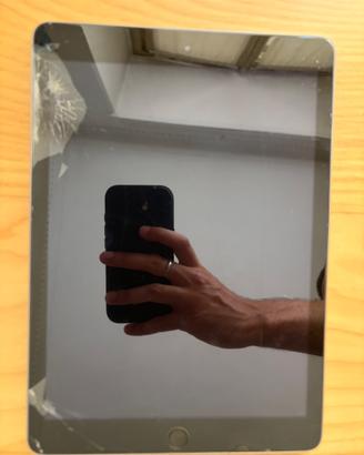 iPad 5 gen 128 gb
