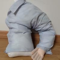 Cuscino fidanzato a forma di braccio