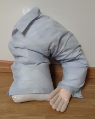 Cuscino fidanzato a forma di braccio