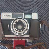 Macchina fotografica Ferrania 3M