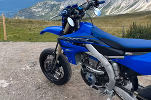 Yamaha 450 Supermoto