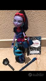BAMBOLA MONSTER  HIGH JANE  BOOLITTLE