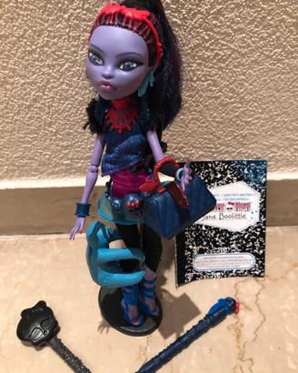 BAMBOLA MONSTER  HIGH JANE  BOOLITTLE