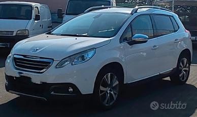 Peugeot 2008 e-HDi 92 CV S&S Urban Cross