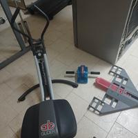 attrezzi x addominali