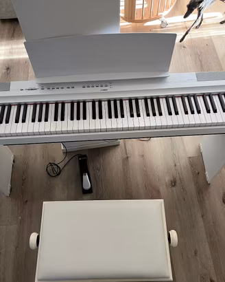 Pianoforte digitale Yamaha P-125 bianco