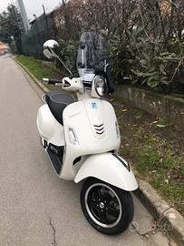 Vespa 300 GTS