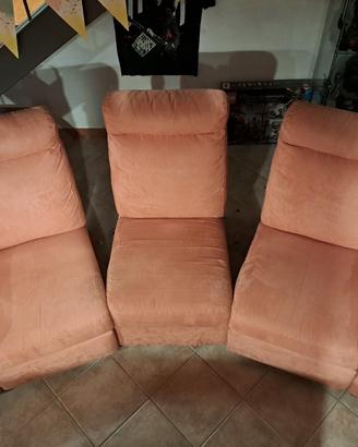 Divano tre posti poco usato