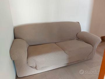 Divano due posti usato