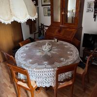 Set arredamento antico XIX secolo – Tavolo rotondo