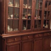 credenza con vetrina
