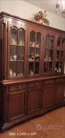 credenza con vetrina