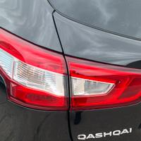 Nissan qashqai J11 - fanali posteriori portellone