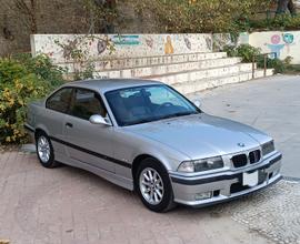 BMW 318is coupé (E36) 1998 + Kit M3