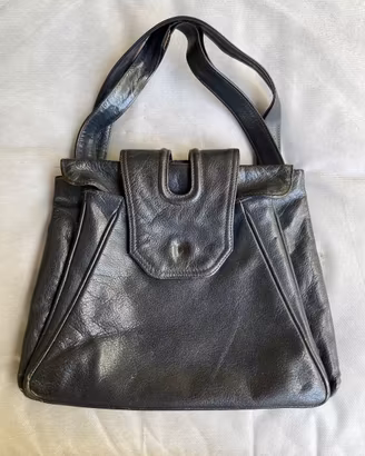 Borsa a Mano in Pelle Nera con Manico Strutturato