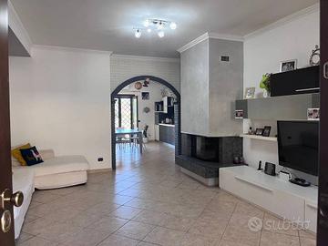 Villetta a schiera di 143 m² con 4 locali a Roma