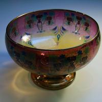 Ciotola con piedistallo