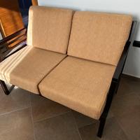 2 Divanetti in legno