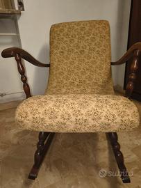 sedia a dondoloopoltrona a dondolovintage