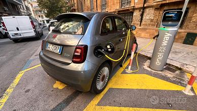 Fiat 500e Red 23,65KW 2021 cerchi da 16 40.000km