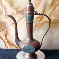 "Lampada di Aladino" -brocca orientale 1950-70