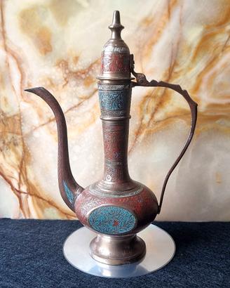 "Lampada di Aladino" -brocca orientale 1950-70