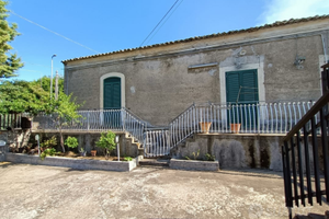 Casa vacanza indipendente a Ragalna