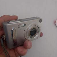 2 macchine fotografica. MINOLTA e CASIO. 