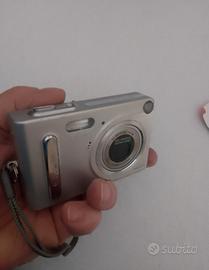 2 macchine fotografica. MINOLTA e CASIO. 