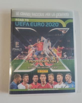 Album Adrenalyn UEFA 2020 con 280 Card Diverse con