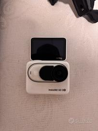 Insta 360 GO 3S Con Accesori