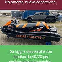 Moto d'acqua, nuovo arrivo. 3 persone no patente