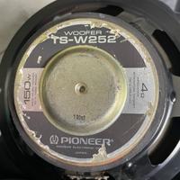 Woofer pioneer