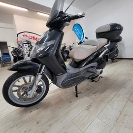 Scooter Piaggio Beverly 250 2005 bauletto