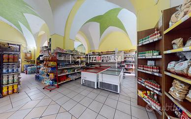 VENDITA ATTIVITA' COMMERCIALE GIA' AVVIATA DA 30 A