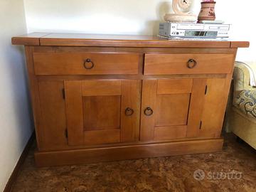 Mobili in ciliegio massiccio