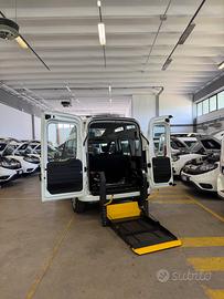Fiat Doblò Tetto Alto – Trasporto Disabili