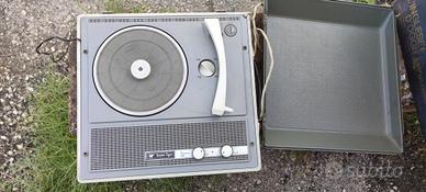 giradischi d'epoca con corso d'inglese su 45