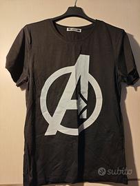 t-shirt Avengers