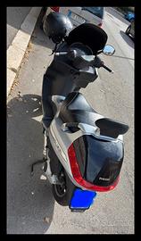 Piaggio X8 200 - 2004