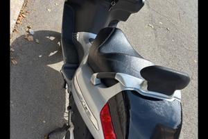 Piaggio X8 200 - 2004